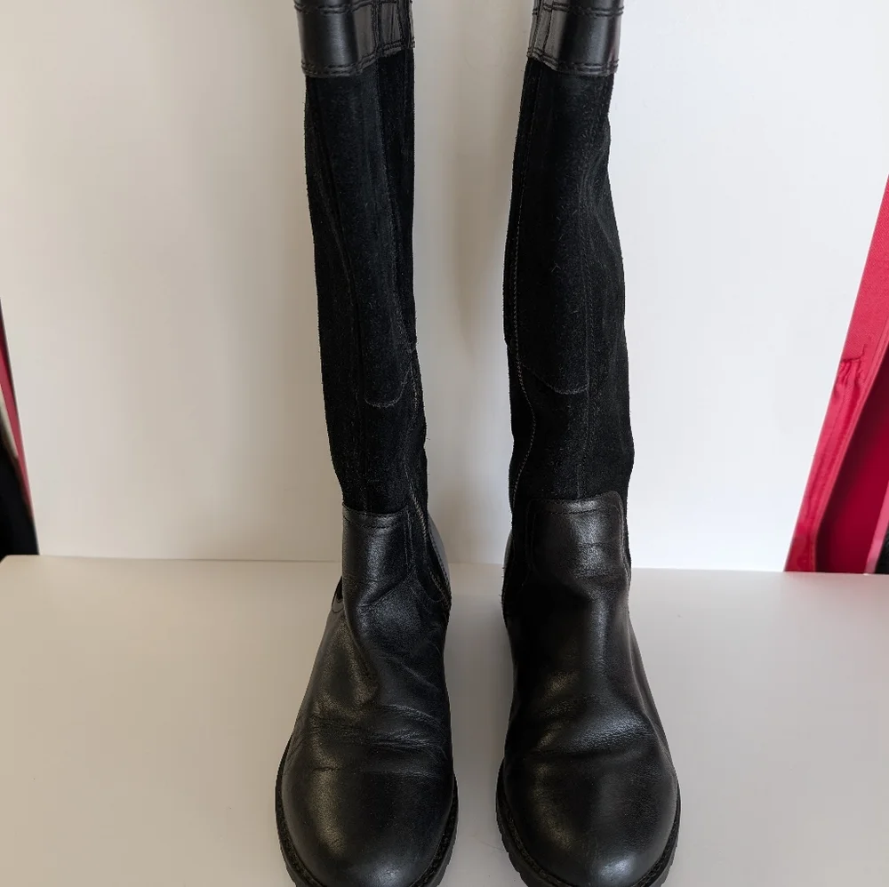 Timberland Black Suede Over the Knee Flate Boots With Side Zipper Size 7.5